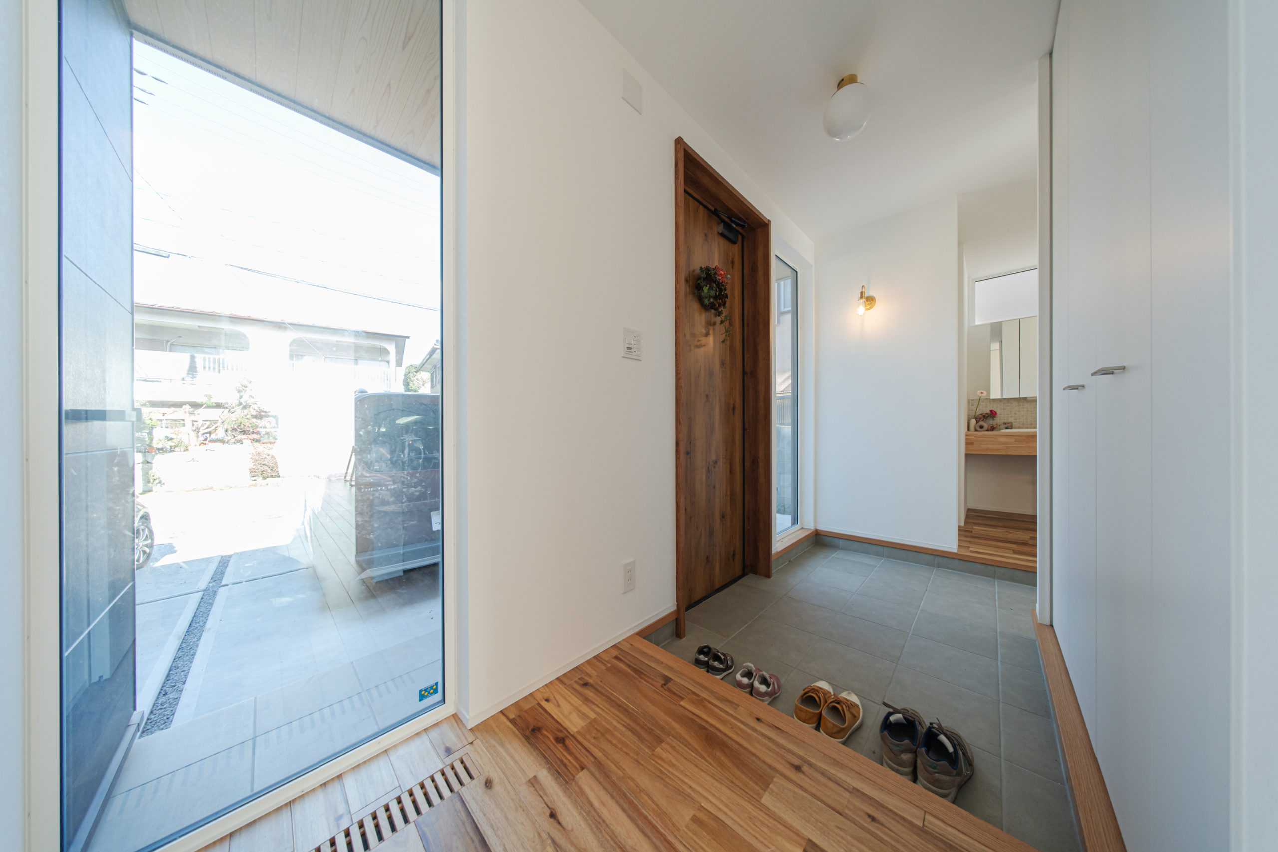 玄関の間取りがおしゃれな注文住宅事例｜栃木の工務店『第一住宅』