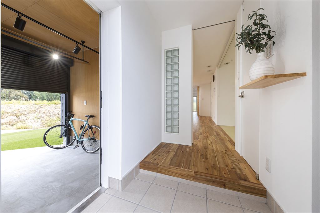 玄関の間取りがおしゃれな注文住宅事例｜栃木の工務店『第一住宅』